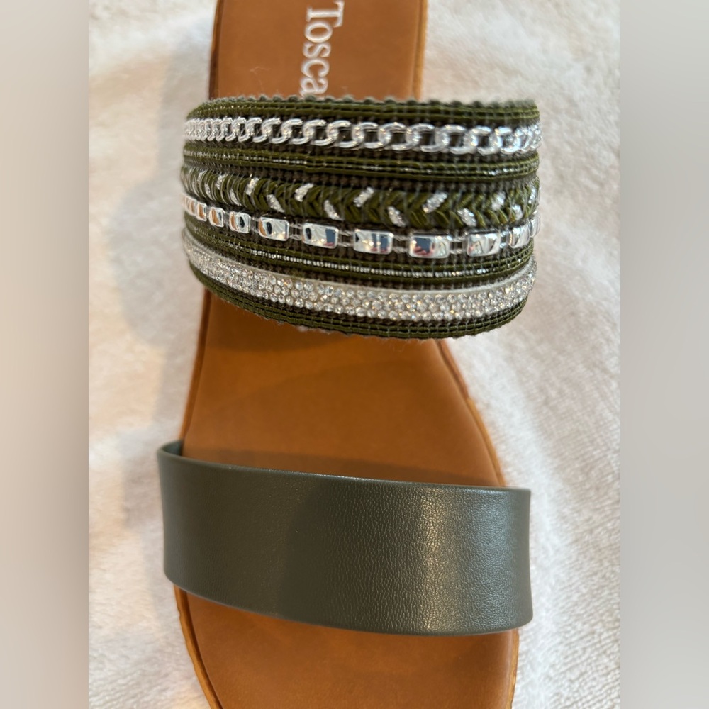 Toscanella Wedge Heels Womens 9.5 NWOT *Spot on each shoe where the tag was - Picture 8 of 10